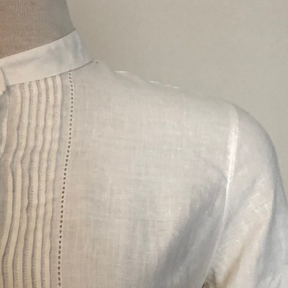 Like-New L.L. Bean White Linen Button-Down Top - Picture 6 of 15